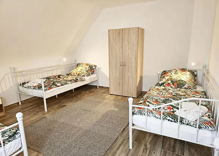 Work & In Апартаменты *